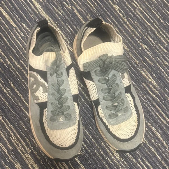 CHANEL Men's Knit & Suede Sneakers in Light Blue, Cream and Black - Picture 4 of 6